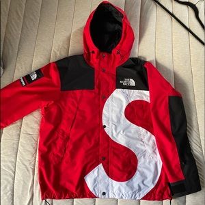 Supreme x The North Face S Logo Mountain Jacket